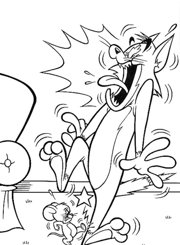 Myszka Jerry walczy z kotem Tomem - kolorowanka do druku